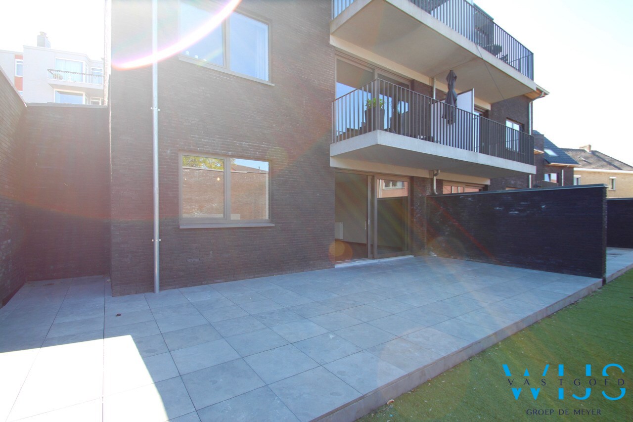 Instapklaar gelijkvloers appartement te Lievegem (Waarschoot) ! 