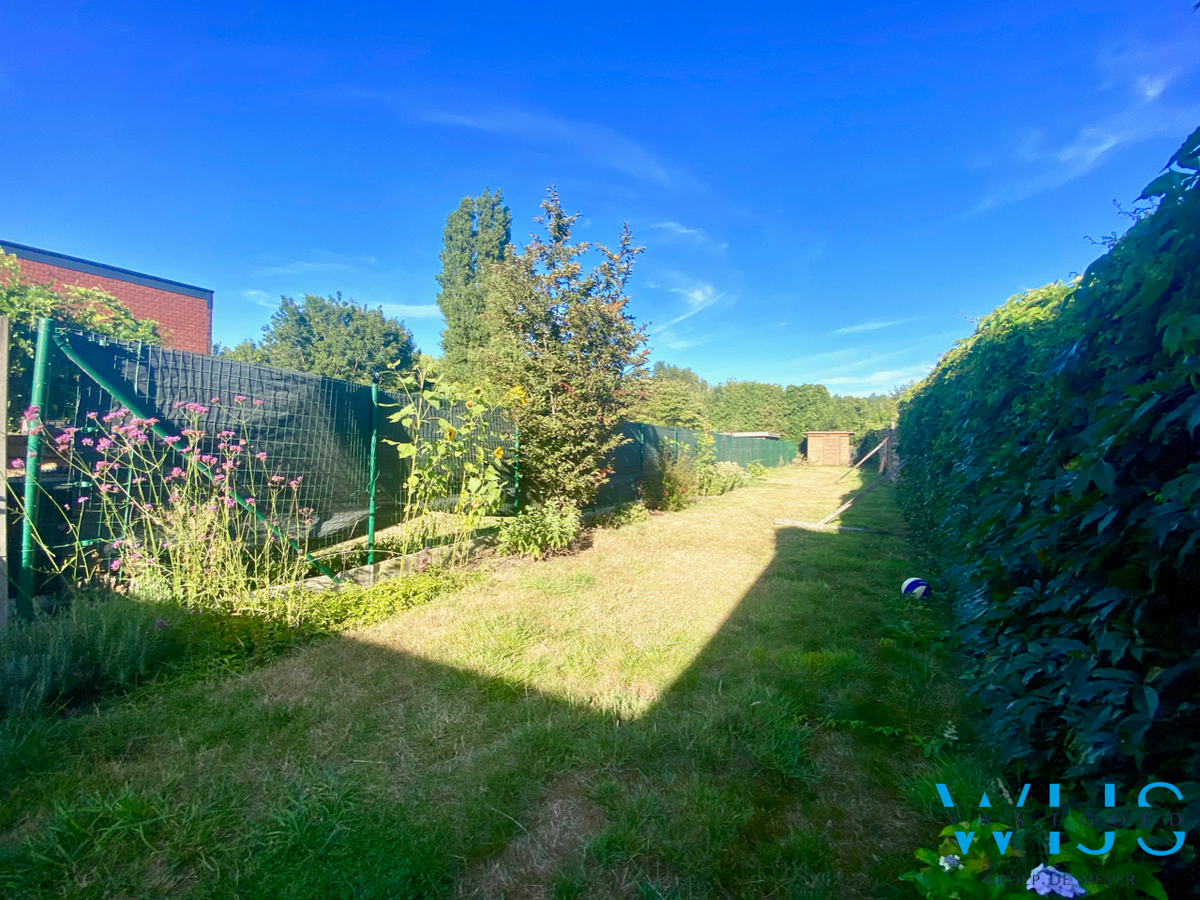 Instapklaar woonhuis met 2 slaapkamers &amp; tuin te SLEIDINGE ! 