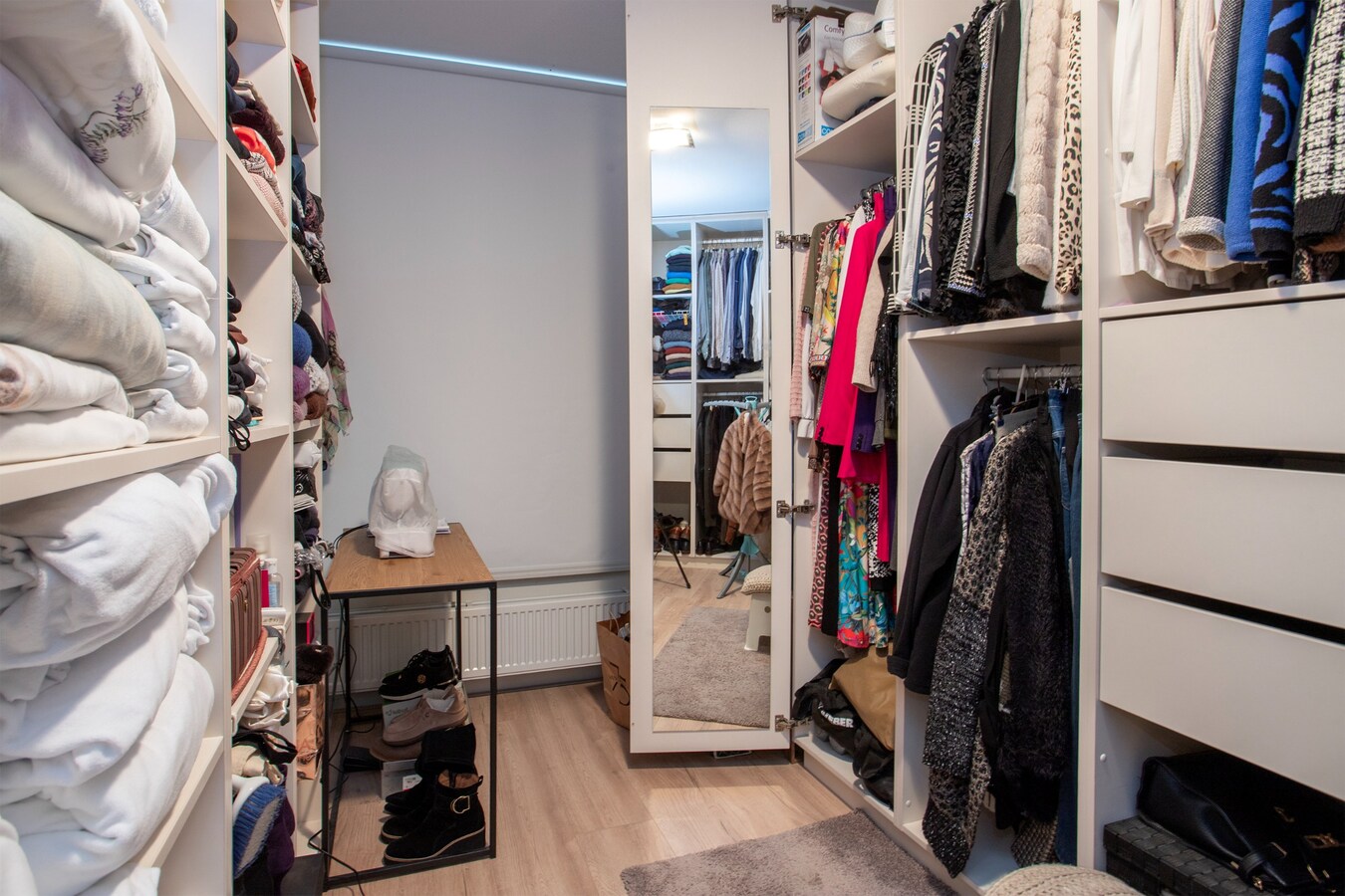 Wonen in het hart van Bladel, met ruimte, comfort en een royaal terras in misschien wel het mooiste appartement van Bladel. 