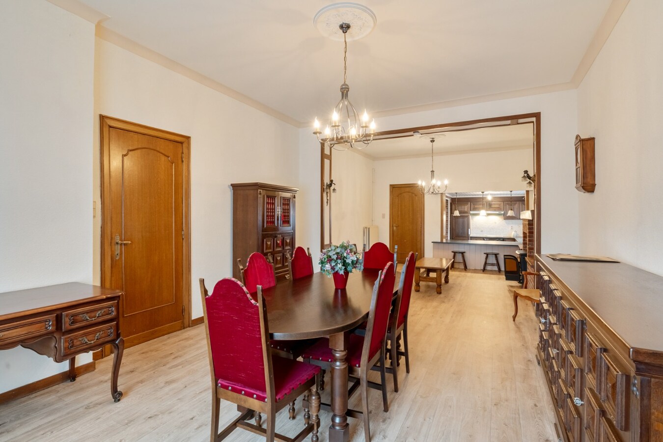 Charmante gezinswoning op een perceel van 5a58ca te Lanklaar, een deelgemeente van Dilsen-Stokkem. 