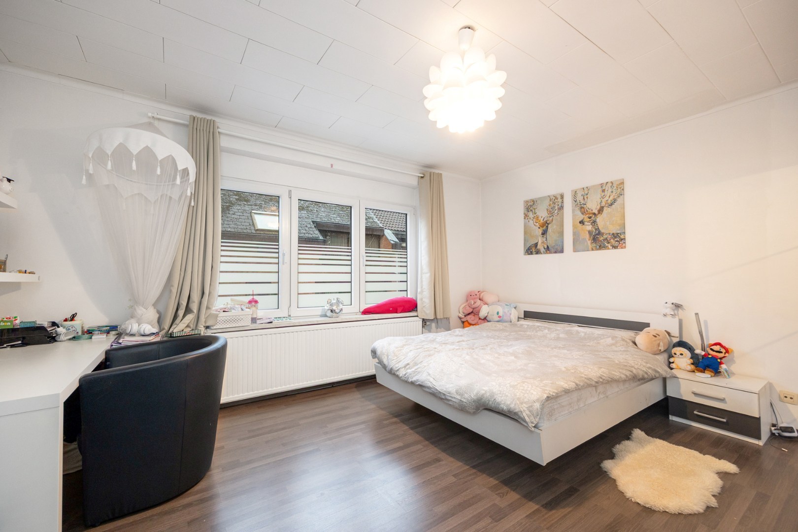 Ruime woning met praktijkruimte 