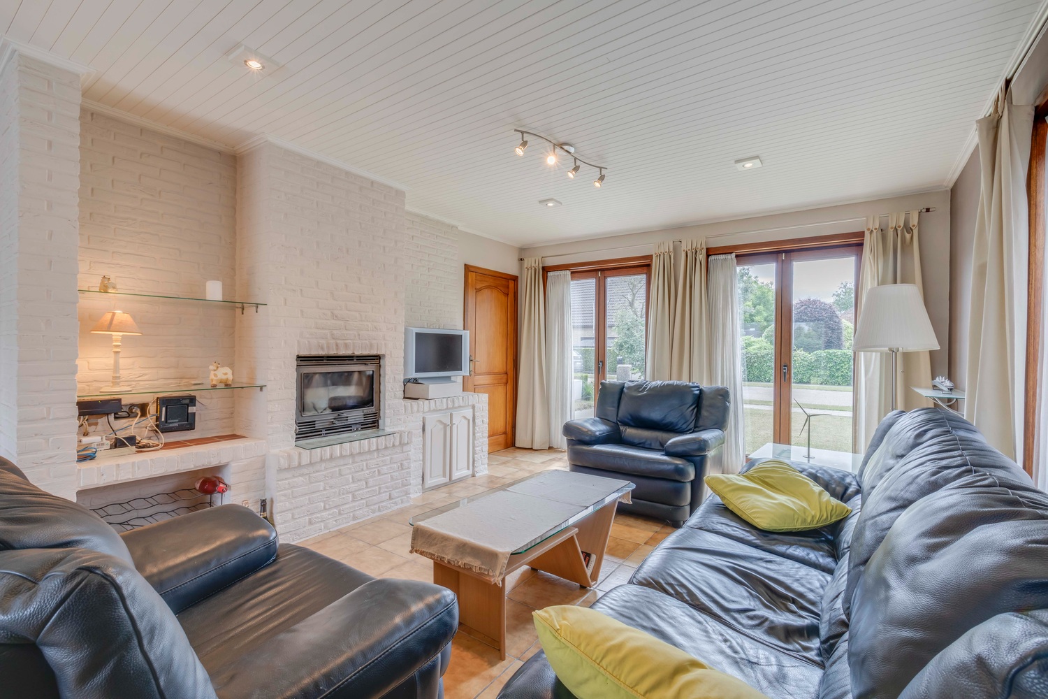 Instapklare half open bebouwing 