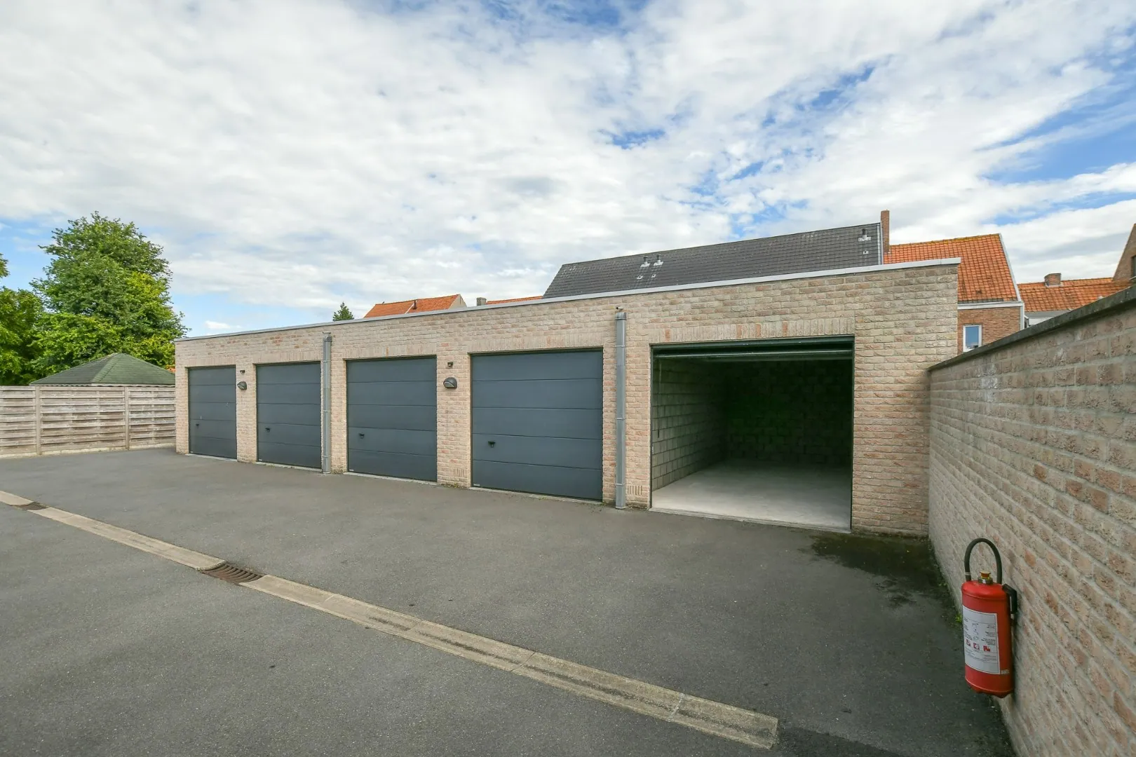 Garage te Oudenburg te koop