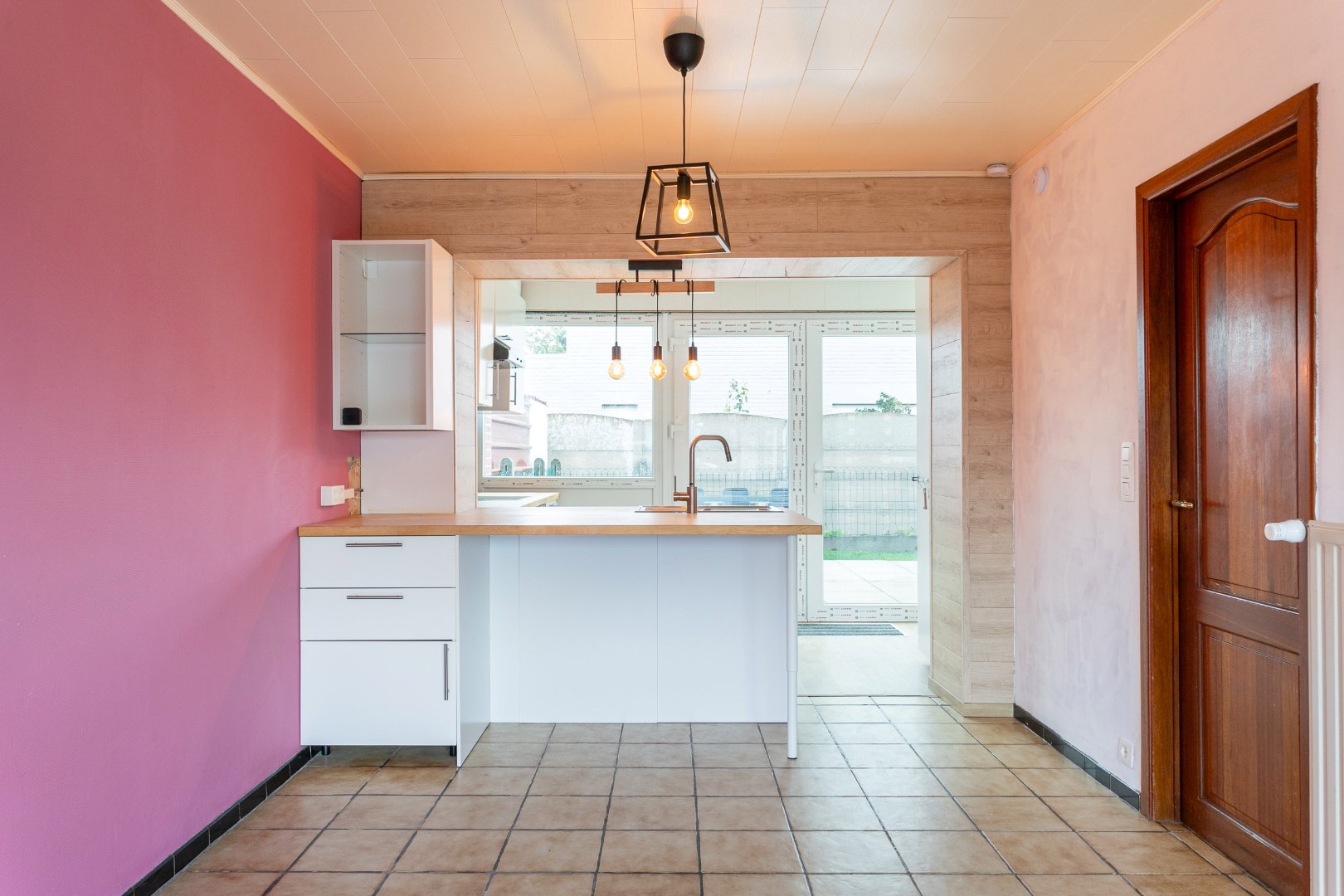 Rustig gelegen driegevelwoning met 3 slpk te Galmaarden 