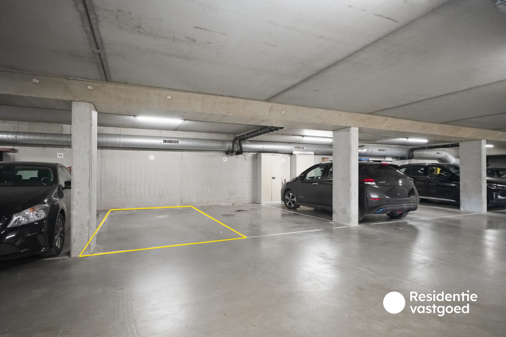 Ruim appartement met staanplaats en terras (46 m²!) aan het Koningin Astridpark 