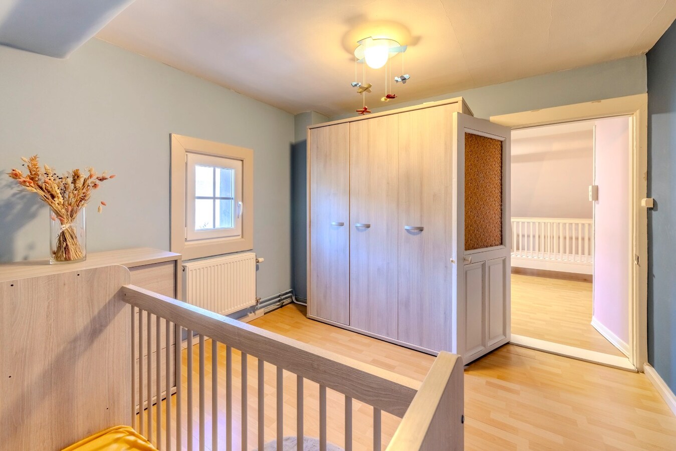 Instapklare woning met ruime tuin en 3 slpks - toplocatie 