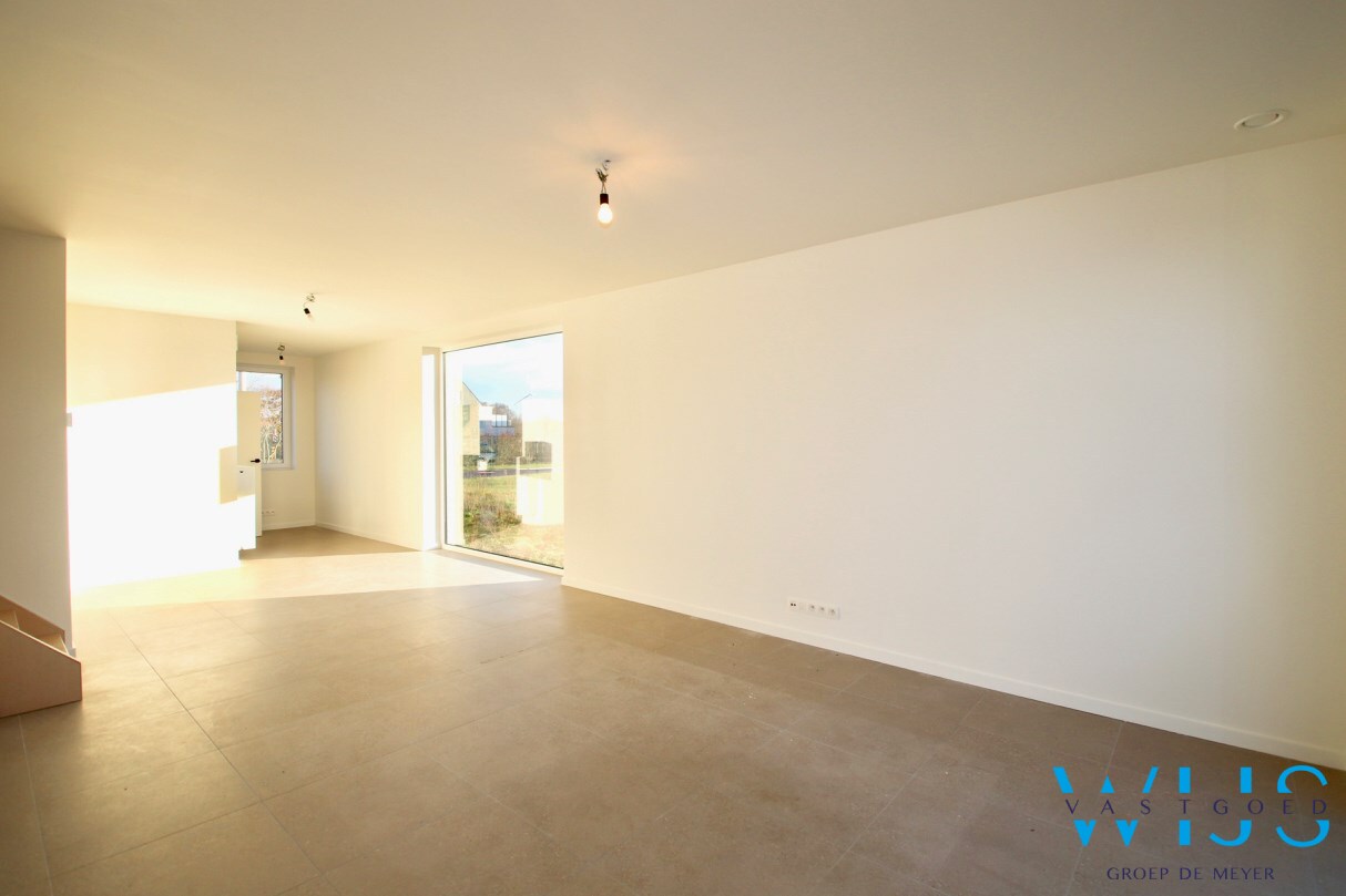 Tijdloze nieuwbouw met 3 slaapkamers te ERTVELDE ! 