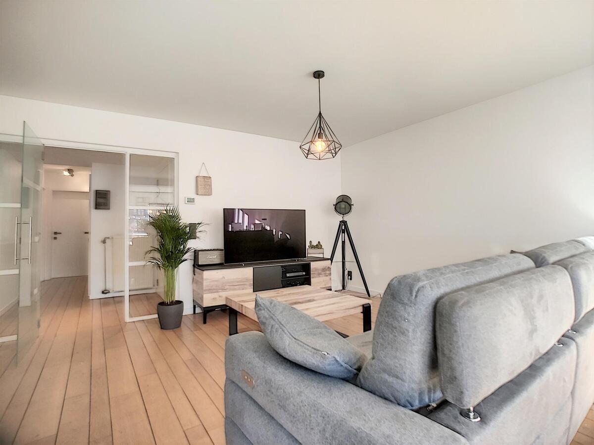 Knap, zeer lichtrijk woonappartement - Heist 