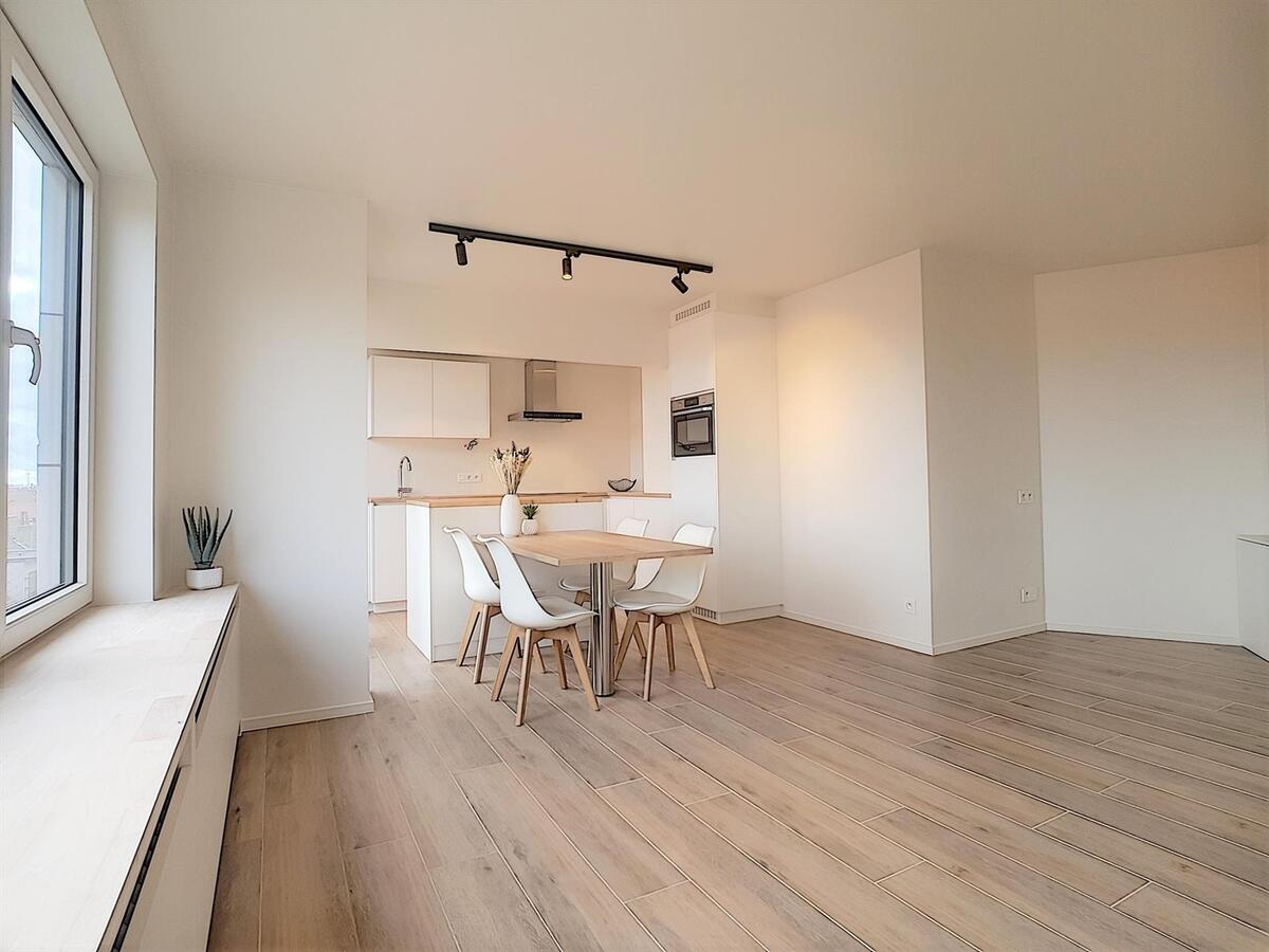 Knap gerenoveerd appartement met open zichten - Heist 