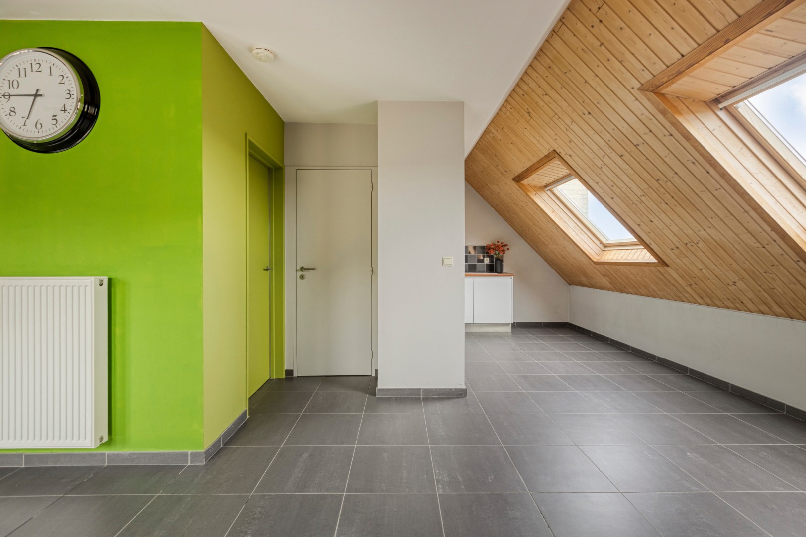 Instapklaar duplexappartement met 1 slpk. nabij centrum Leopoldsburg 