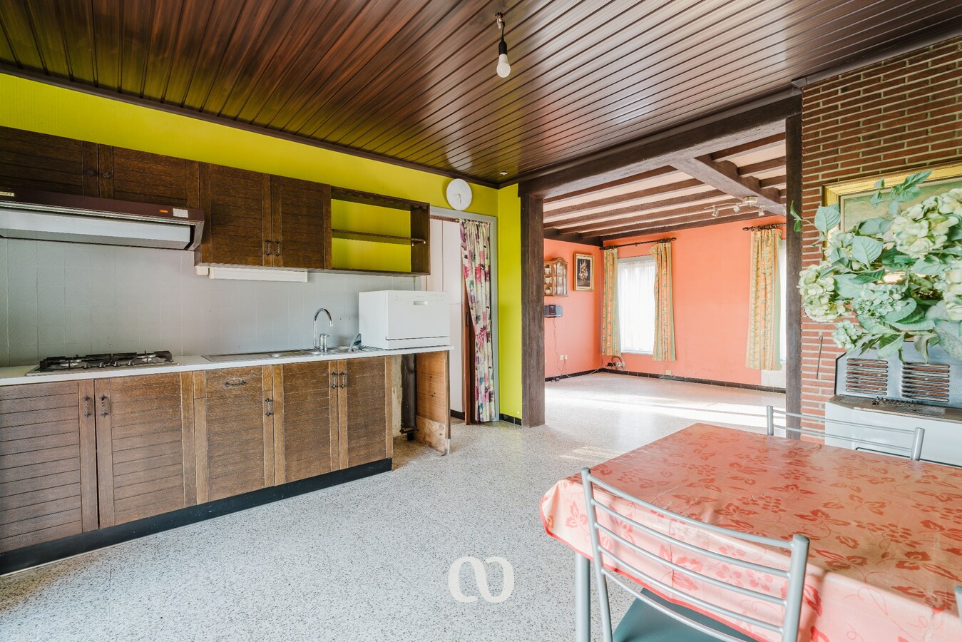 Renovatiewoning met prachtig uitzicht over agrarisch gebied 