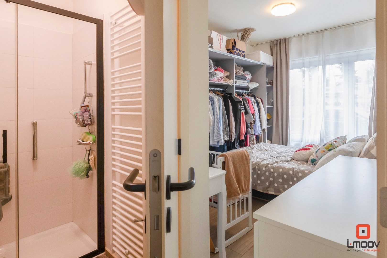 Gerenoveerd appartement met eigen tuin op gunstige locatie! 