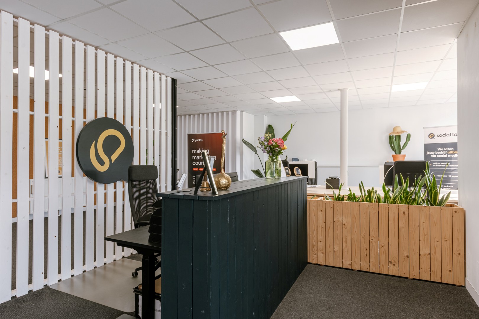 Vlot te bereiken kantoorgebouw 