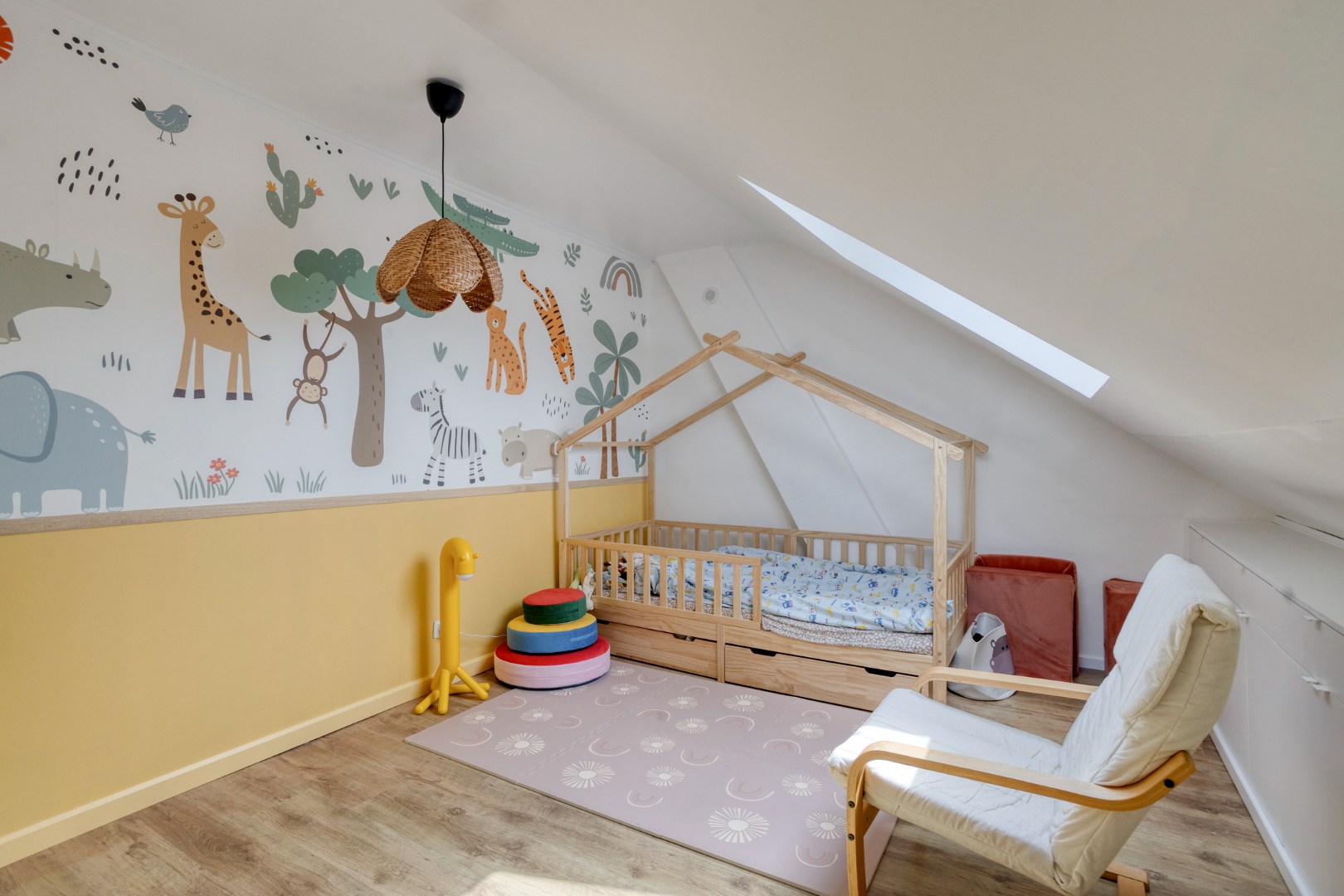 Zeer rustig gelegen half open bebouwing met 4 slaapkamers en ruime tuin in Pellenberg - EPC 162 kwh/m2 