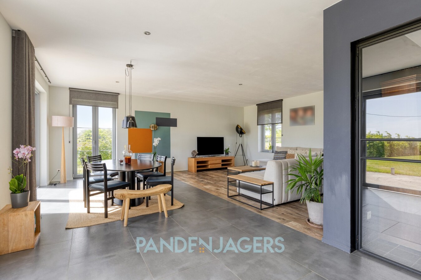 Exclusieve villa op uitzonderlijk perceel van 10.804 m² te Berlaar 