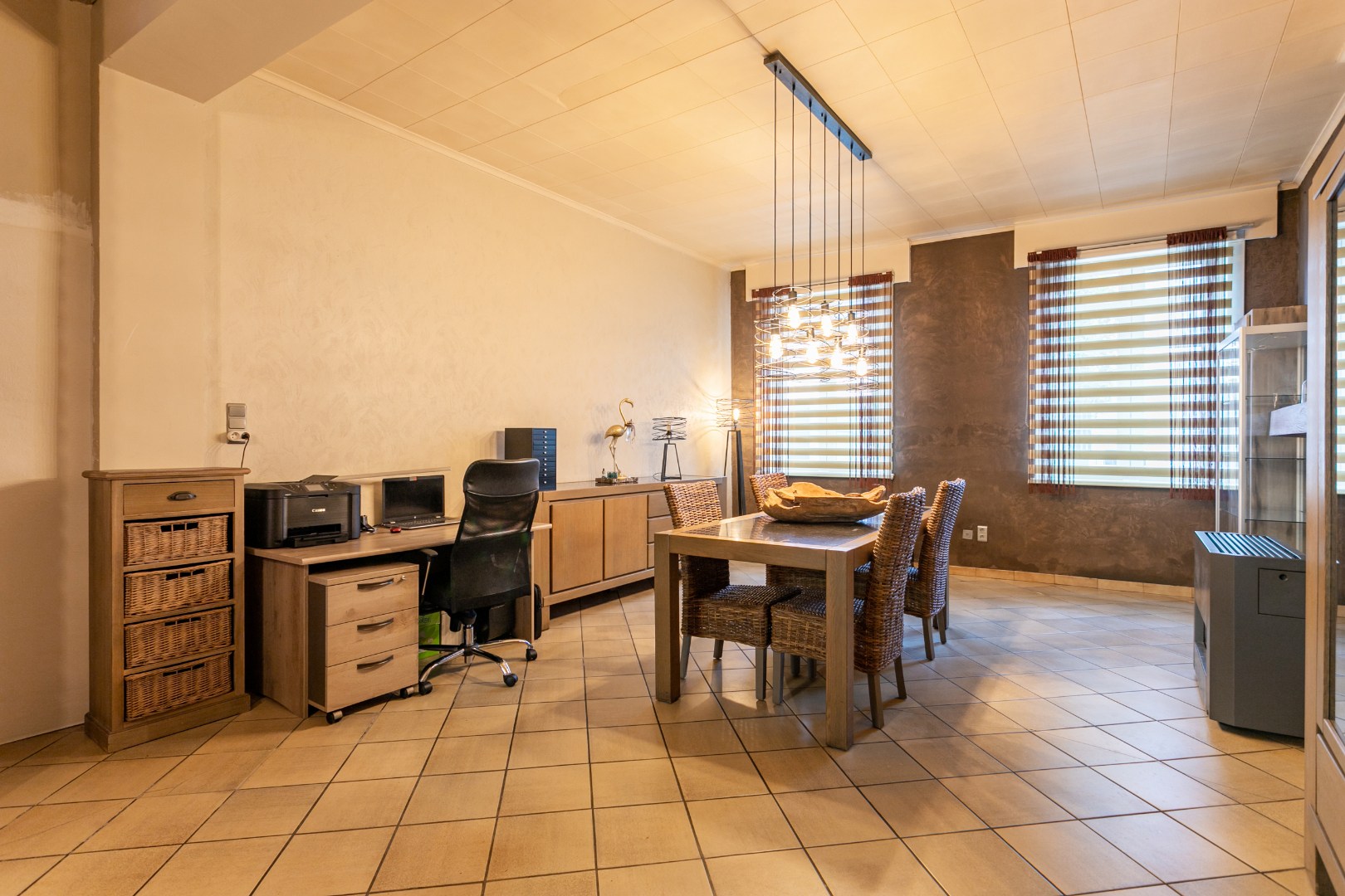 Te renoveren woning met loods nabij centrum Halle 