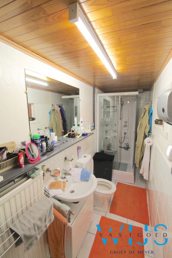 Zeer ruim woonhuis op een ideaal perceel te ADEGEM ! 