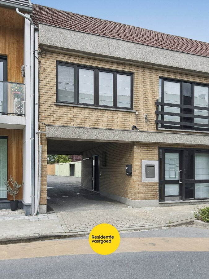 Te huur garage box - Eernegem