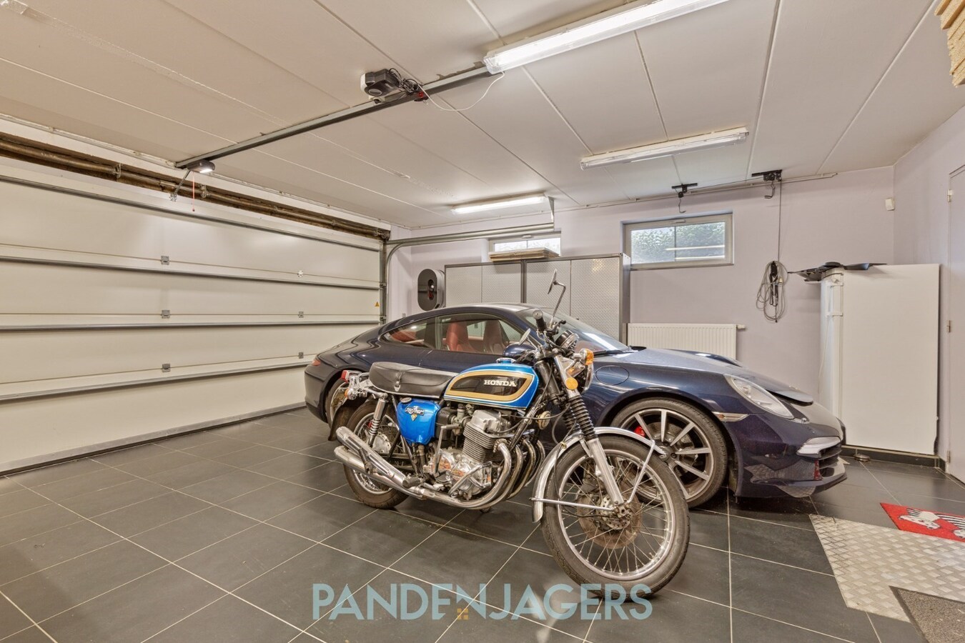 Riante, moderne villa met 5 slaapkamers te Berlaar 