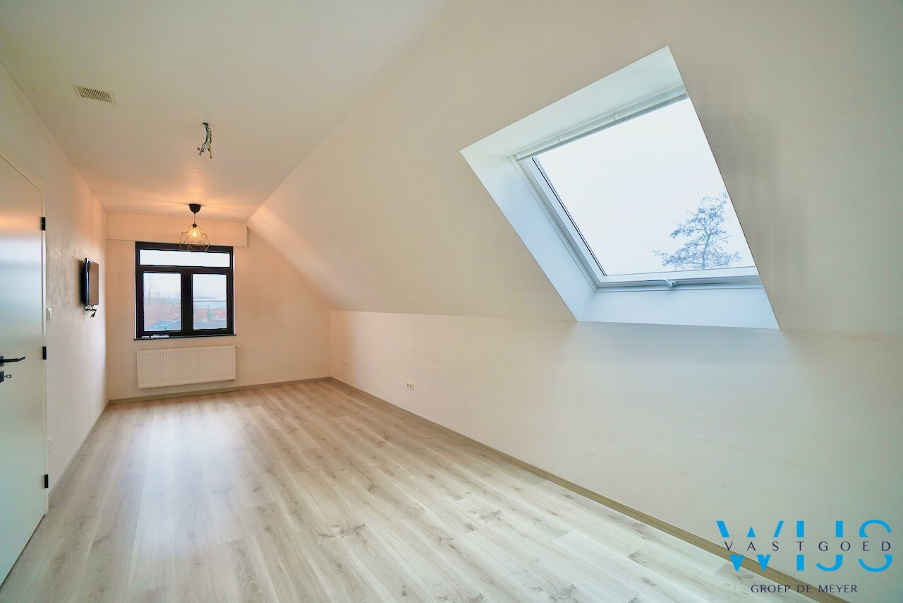 Waanzinnig mooie pastorijwoning te Assenede ! 