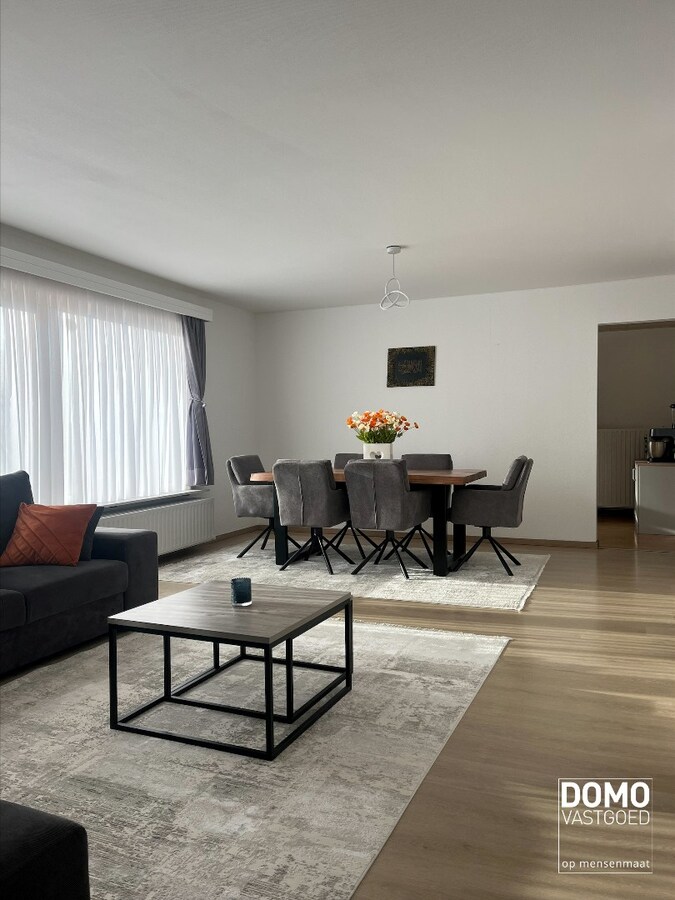 GUNSTIG GELEGEN 2-SLAAPKAMER APPARTEMENT TE LEOPOLDSBURG. 