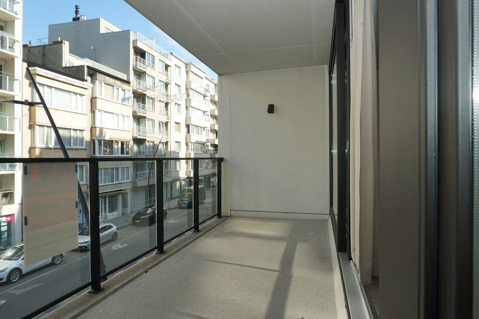 Appartement récent avec grande terrasse dans le centre d'Ostende 