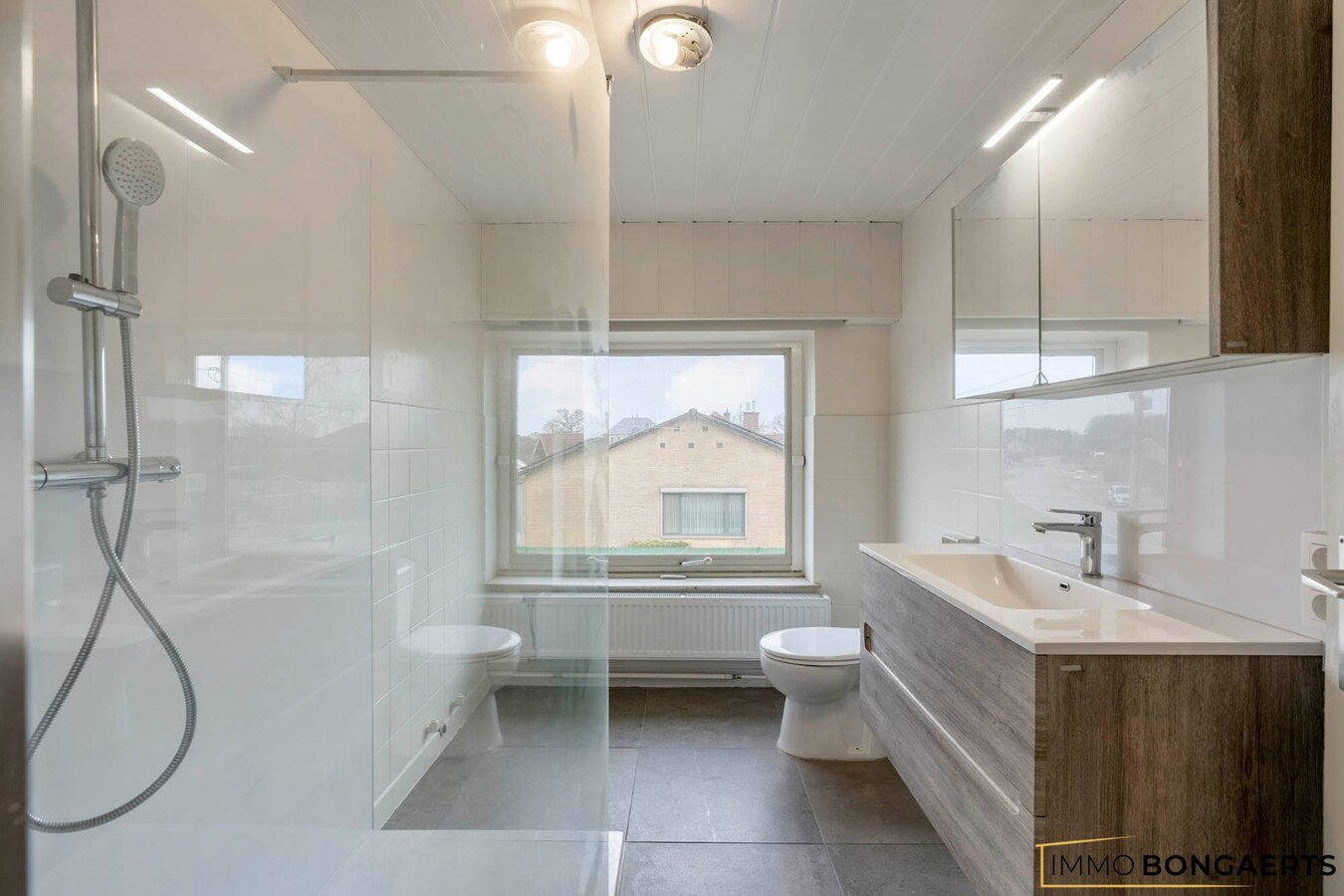 Ruime gezinswoning met 4 slaapkamers 