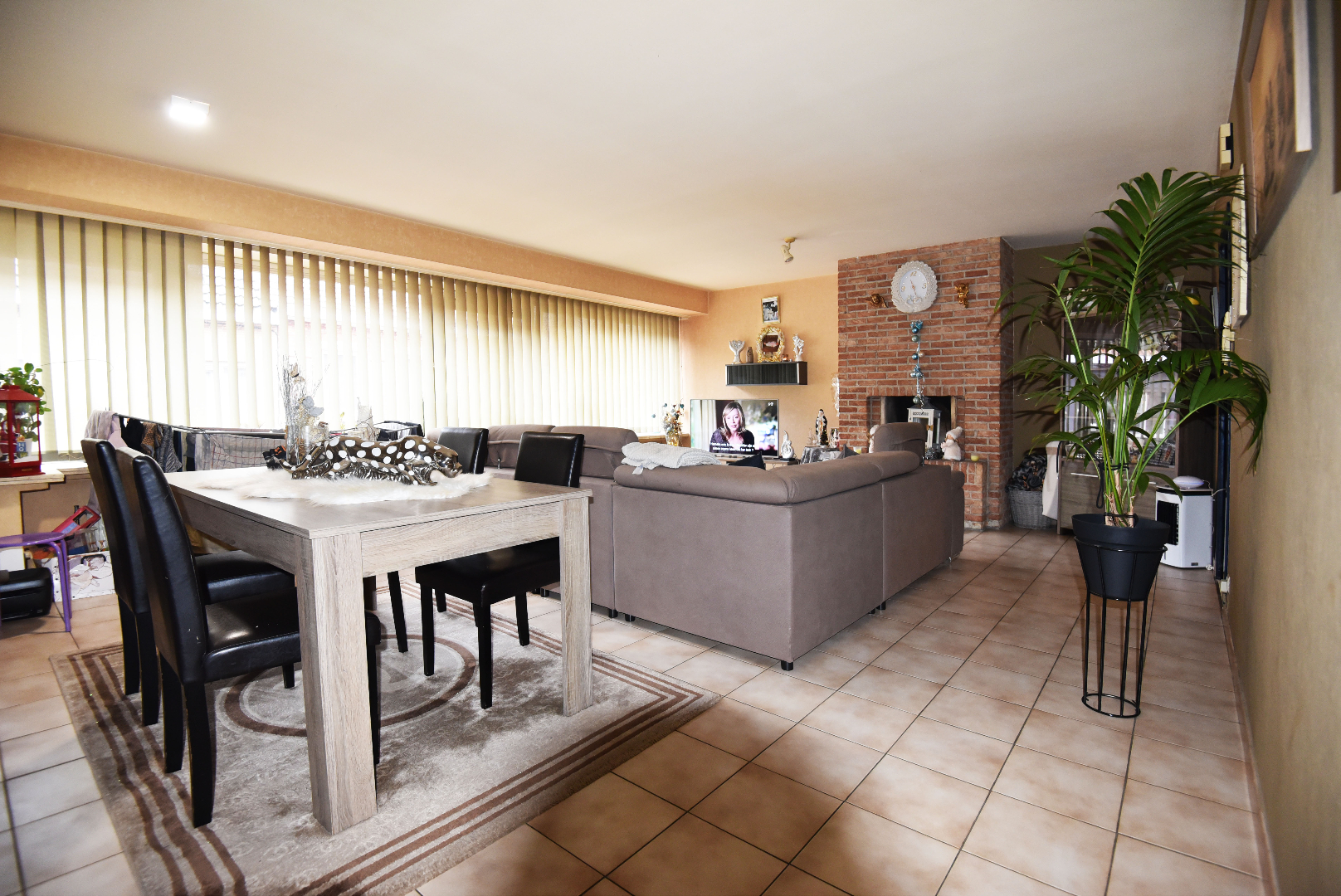 Building centrum Maldegem met 3 appartementen 