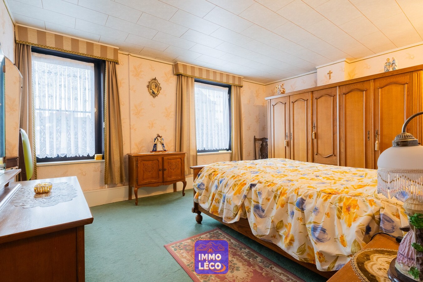 Maison saine idéale 1er achat, grande cour et accès arrière. 