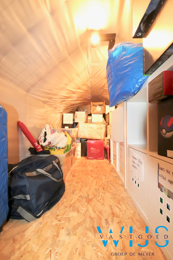 Recent instapklaar woonhuis in het centrum van Assenede ! 