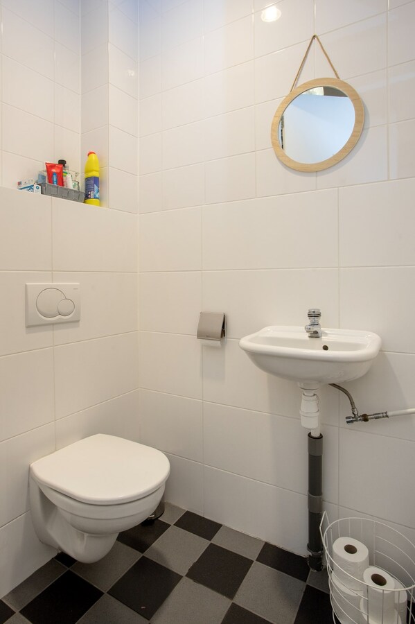 Beleggingsobject in verhuurde staat – winkel-/horecaruimte in centrum Bladel 