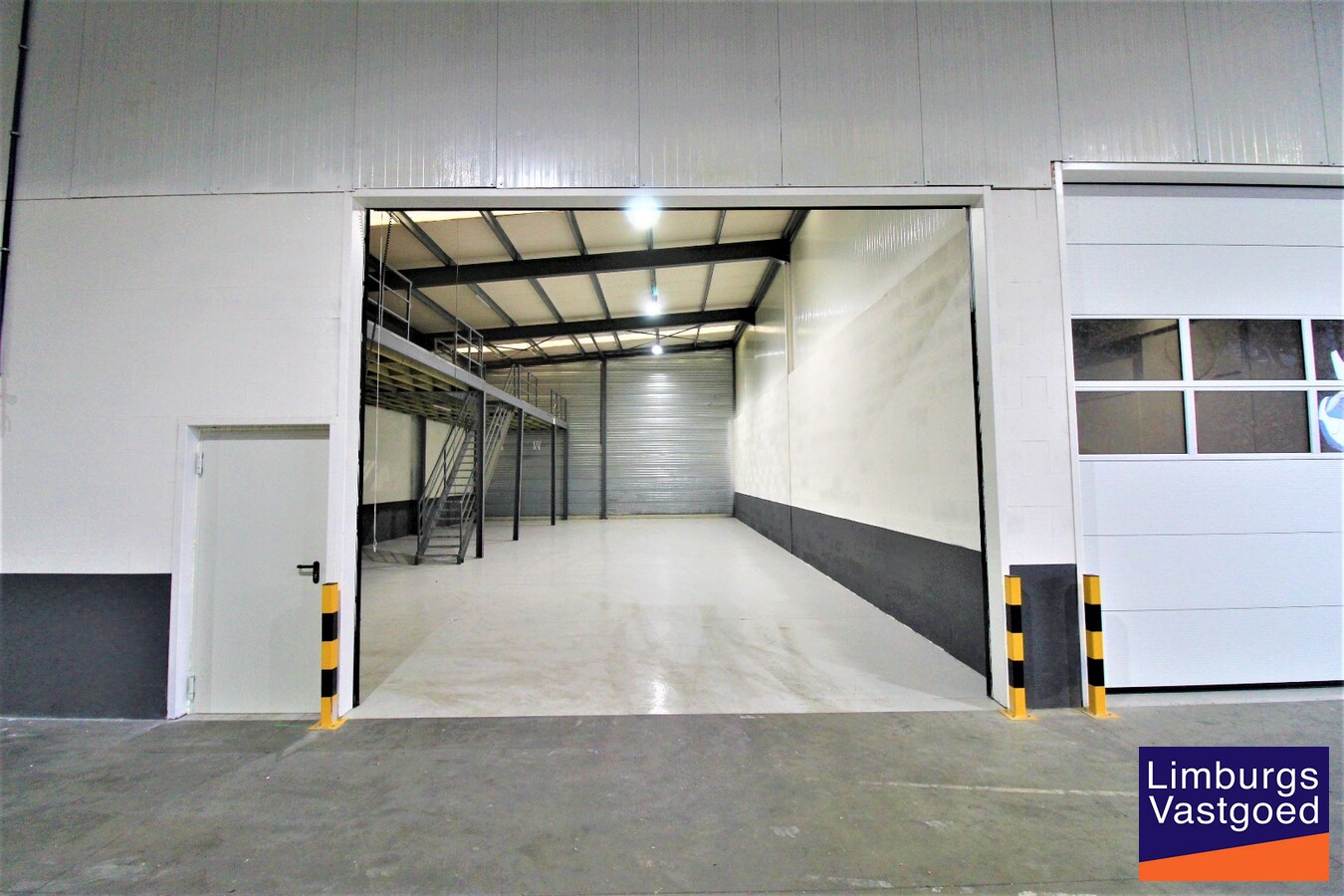 DE BEER - KMO UNITS - v.a. 110 m² tot 478 m² - Nabij E 313 