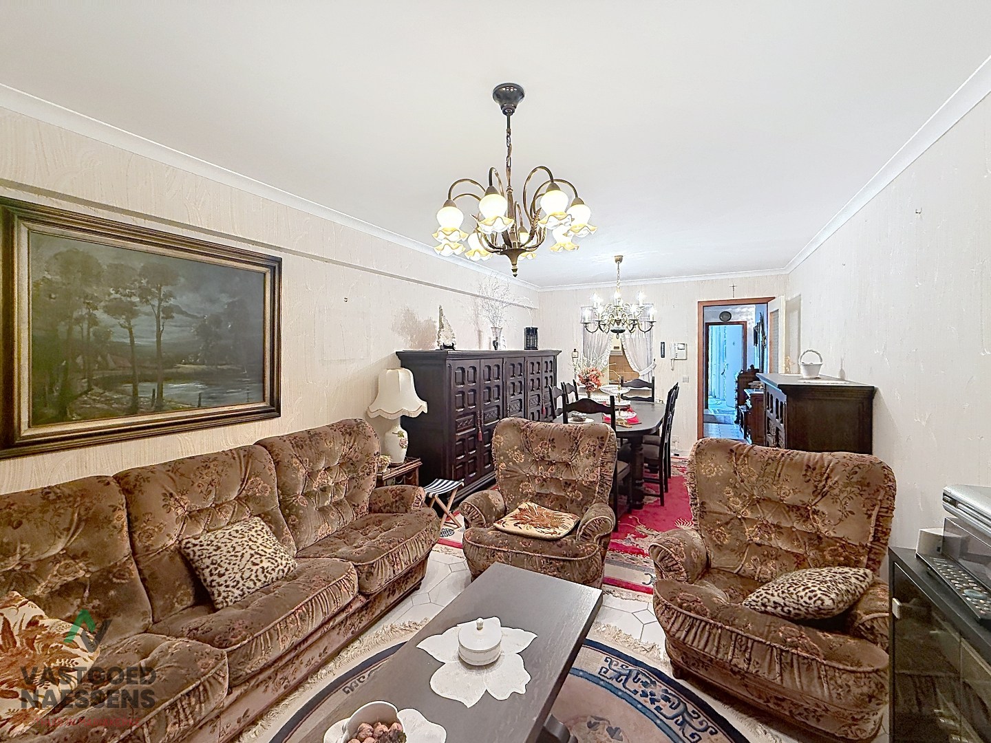 APPARTEMENT DE 2 CHAMBRES À RÉNOVER AVEC VUE SUR MER - POSSIBILITÉ DE GARAGE 