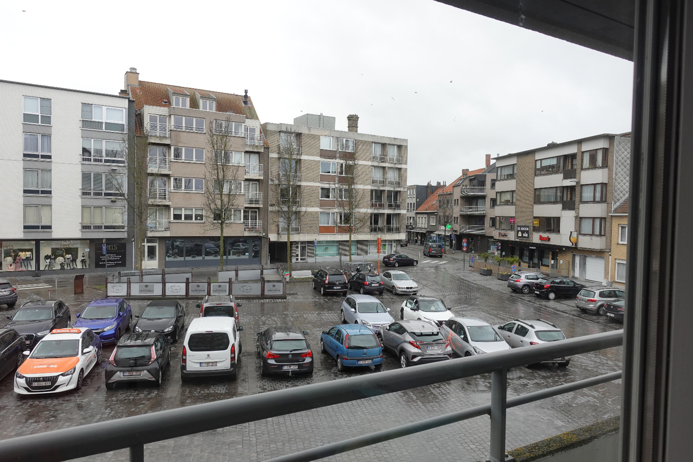 Lichtrijk appartement in het hart van Gistel 