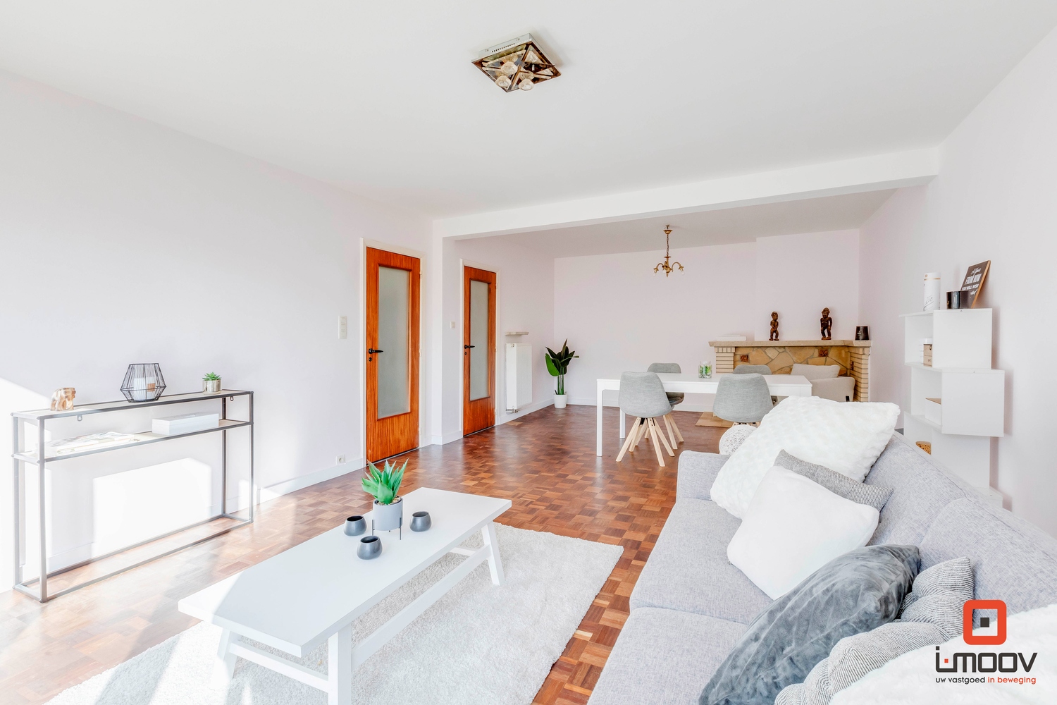 Karaktervol appartement te koop in Sint-Amandsberg. 