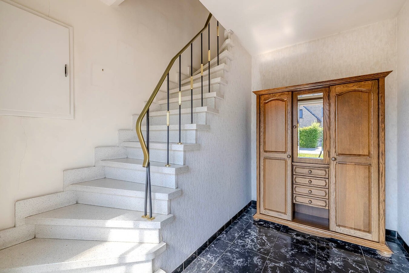 Ruime woning met tuin - 4 slpks - ideale locatie 