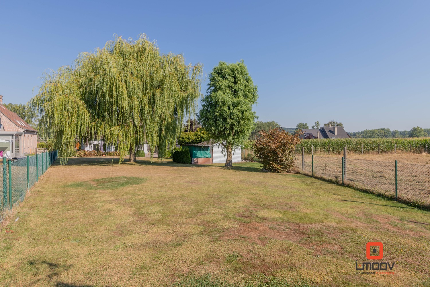 Mooie, rustig gelegen villa, op een perceel van 12a 65ca te Viane (Geraardsbergen) 