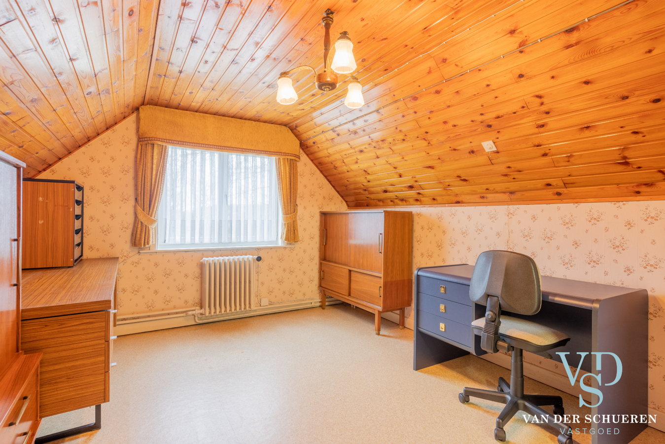 Exceptioneel gelegen eigendom in Makkegem. 