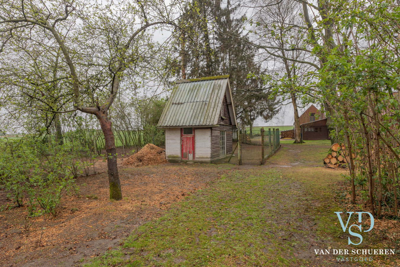 Exceptioneel gelegen eigendom in Makkegem. 