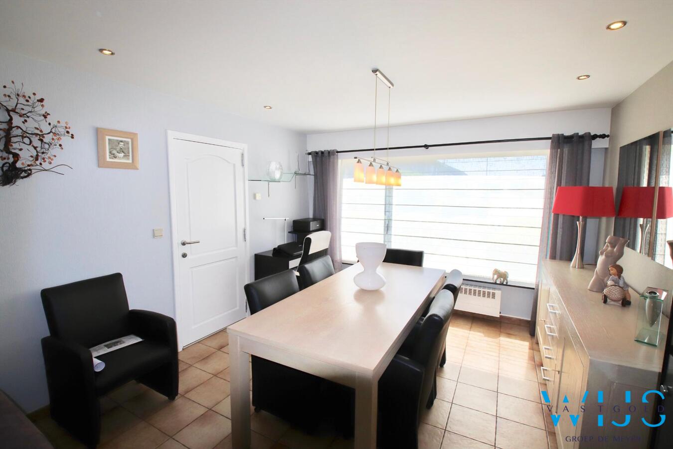 Super gezellig en ruim woonhuis met prachtige zonnige tuin ! 