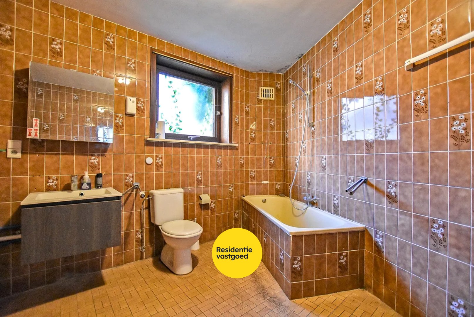 2 naastliggende woningen te koop hartje Veurne! 