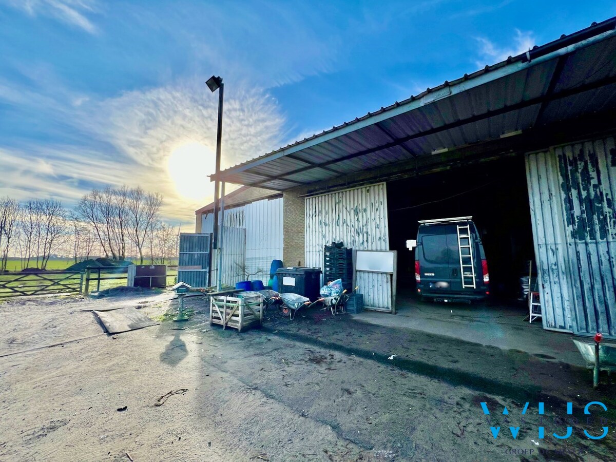 Instapklaar woonhuis met loods te centrum Ertvelde ! 