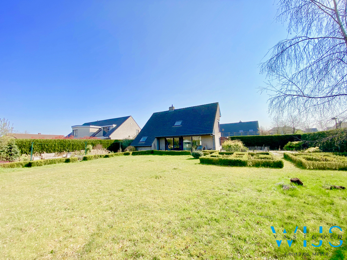 Ruin woonhuis op een perceel van 1116 m²! 