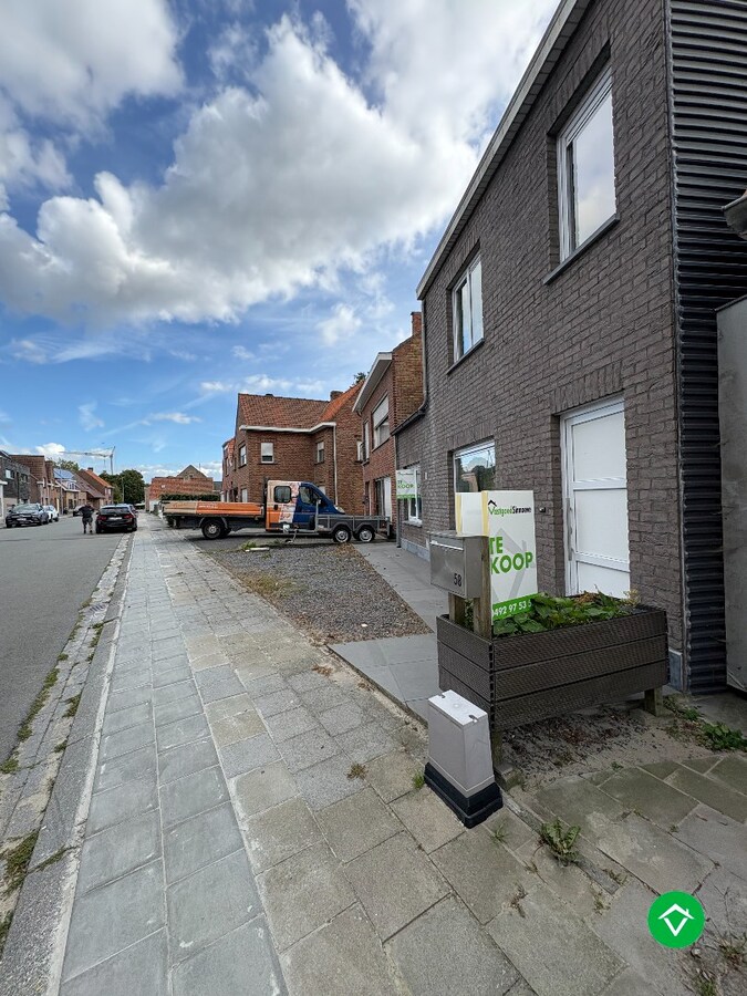 Halfopen bebouwing in Oudenburg (Ettelgem) met 4 slaapkamers en tuin 