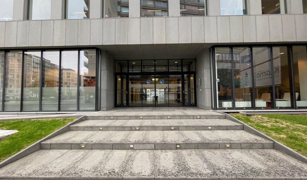 Instapklare kantoren te huur aan het Stadspark in Antwerpen