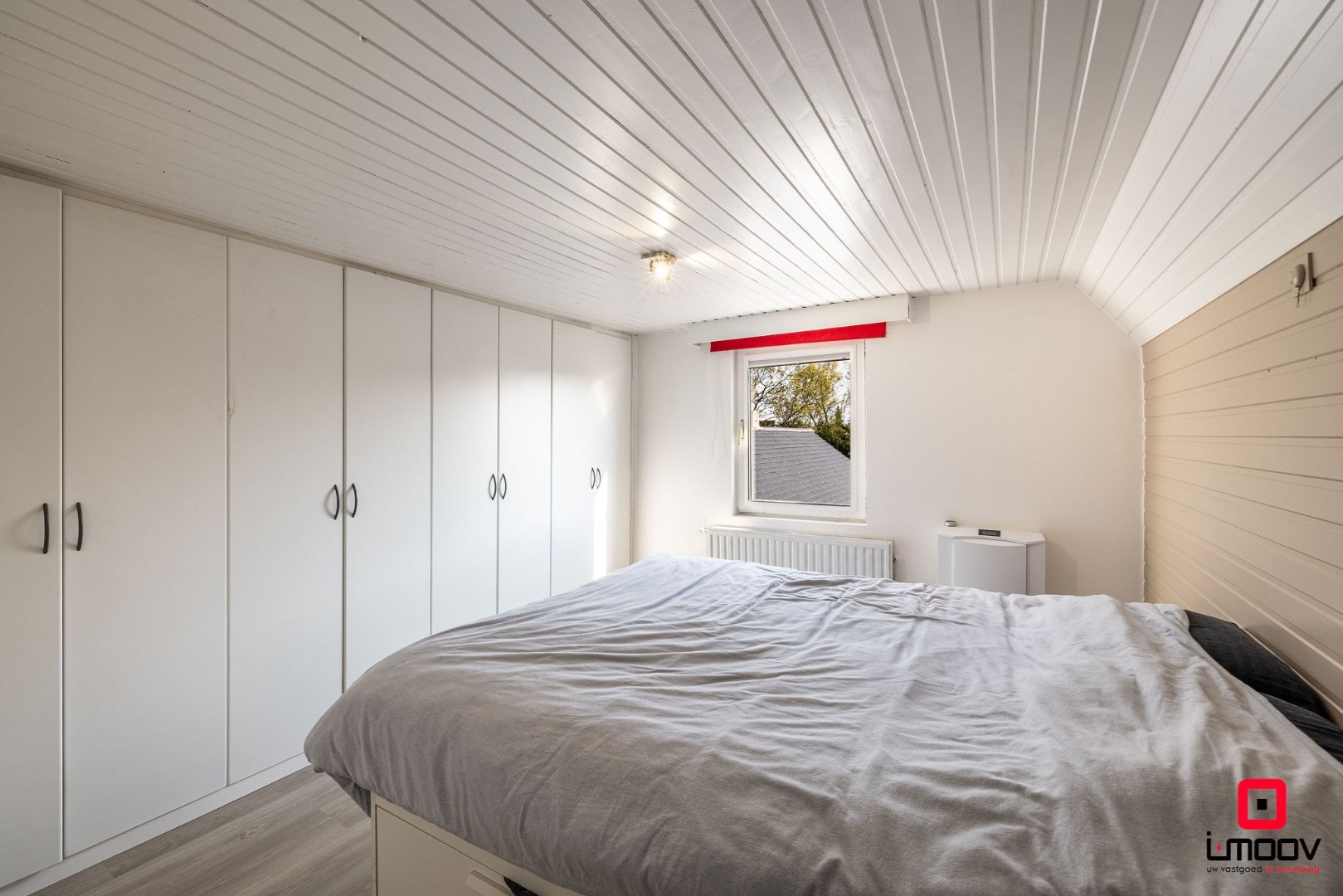 Authentieke woning met zonnige tuin en garage op gegeerde ligging te Knokke 