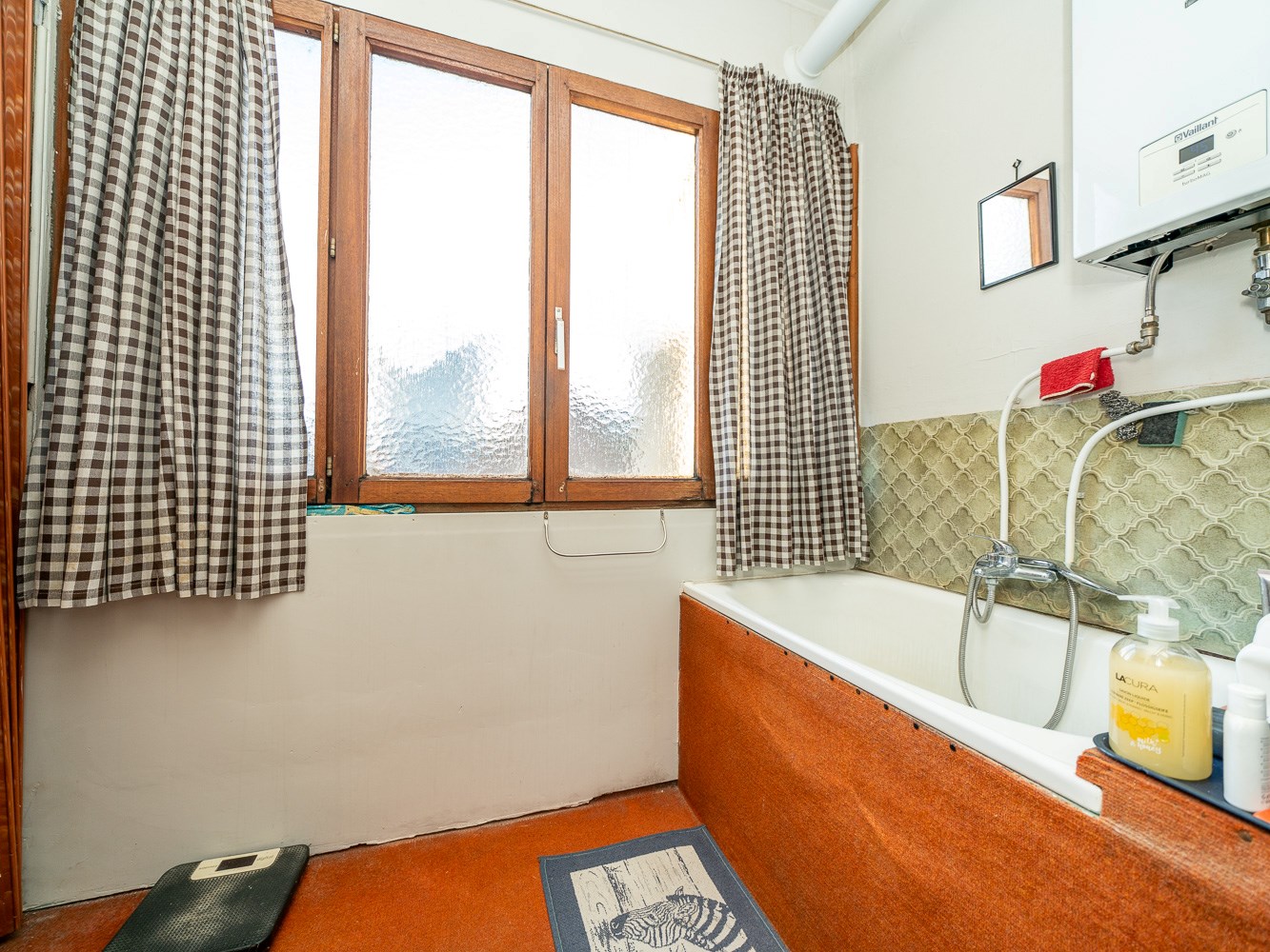 2-kamer appartement met zolder in de buurt van Tour &amp; Taxis 