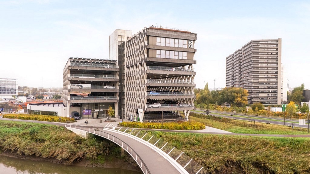 Handelspand te huur aan het Keerdok in Mechelen