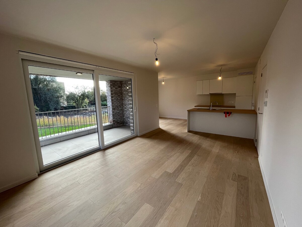 Recent appartement met zicht op het Egmontpark. 