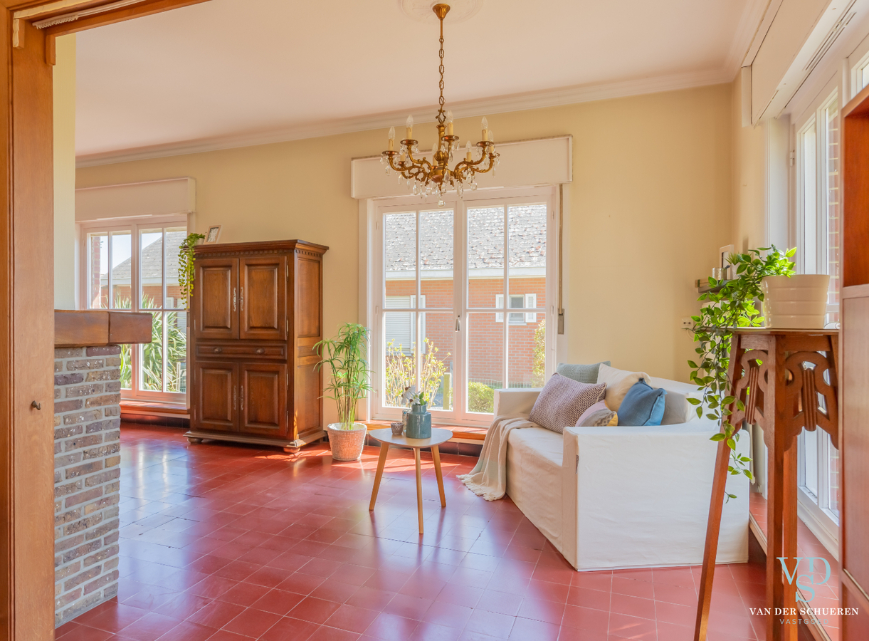 Karaktervolle, charmante villa te Zingem. 